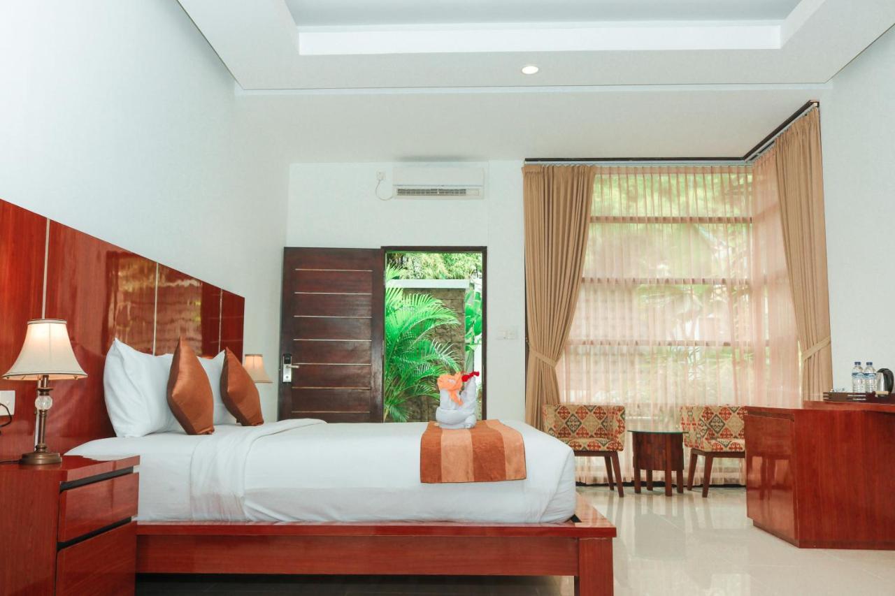 Argya Santi Suite And Villas Seminyak Exterior foto