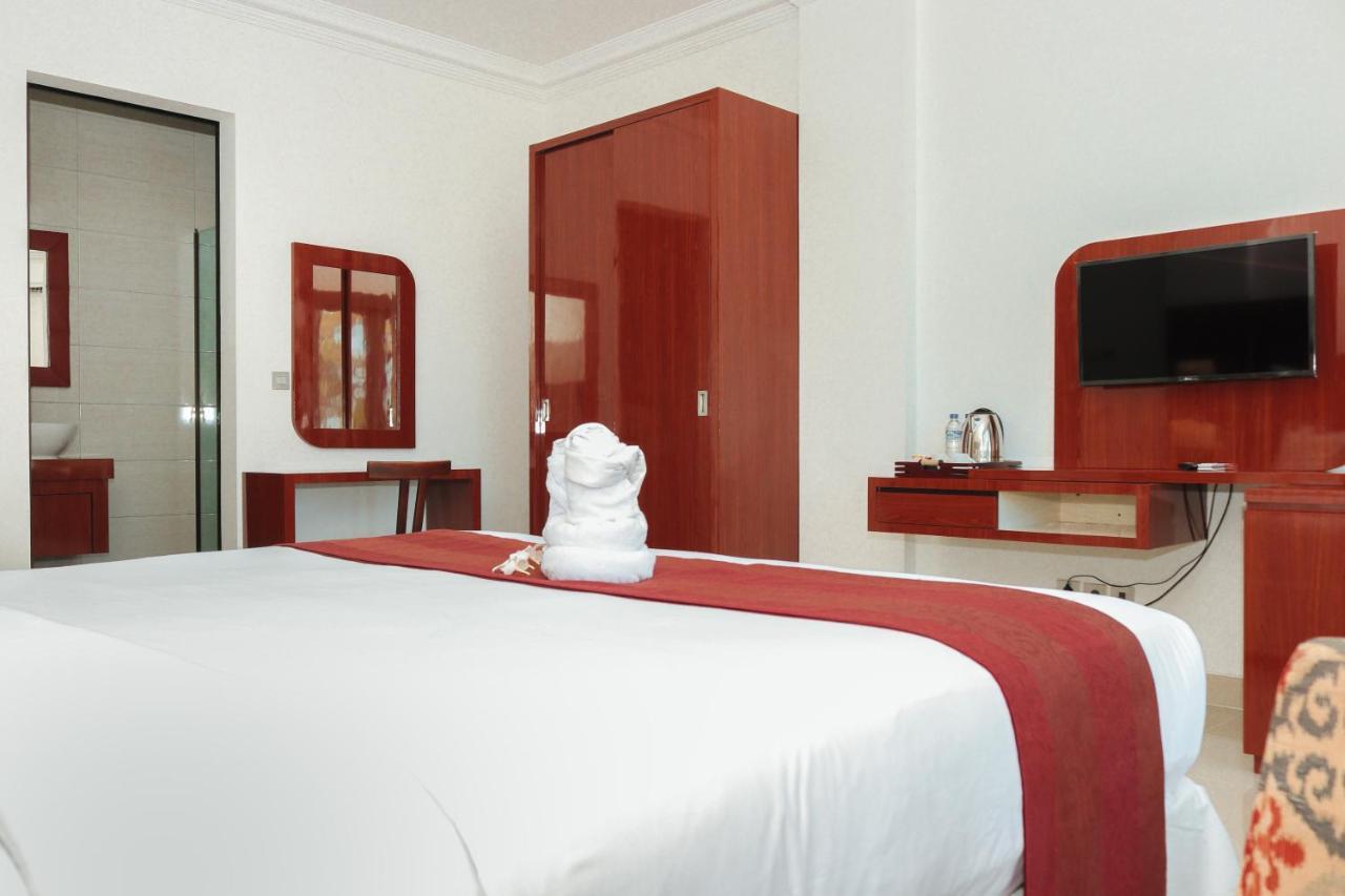 Argya Santi Suite And Villas Seminyak Exterior foto