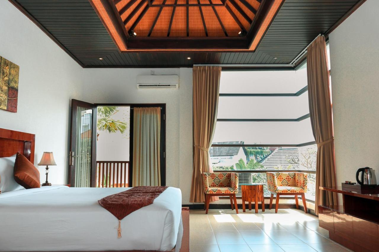 Argya Santi Suite And Villas Seminyak Exterior foto