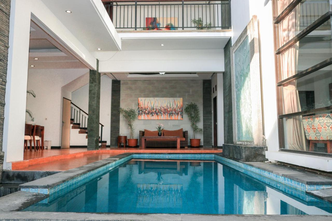 Argya Santi Suite And Villas Seminyak Exterior foto