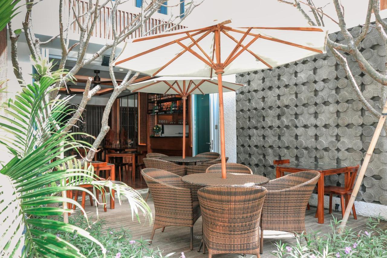 Argya Santi Suite And Villas Seminyak Exterior foto