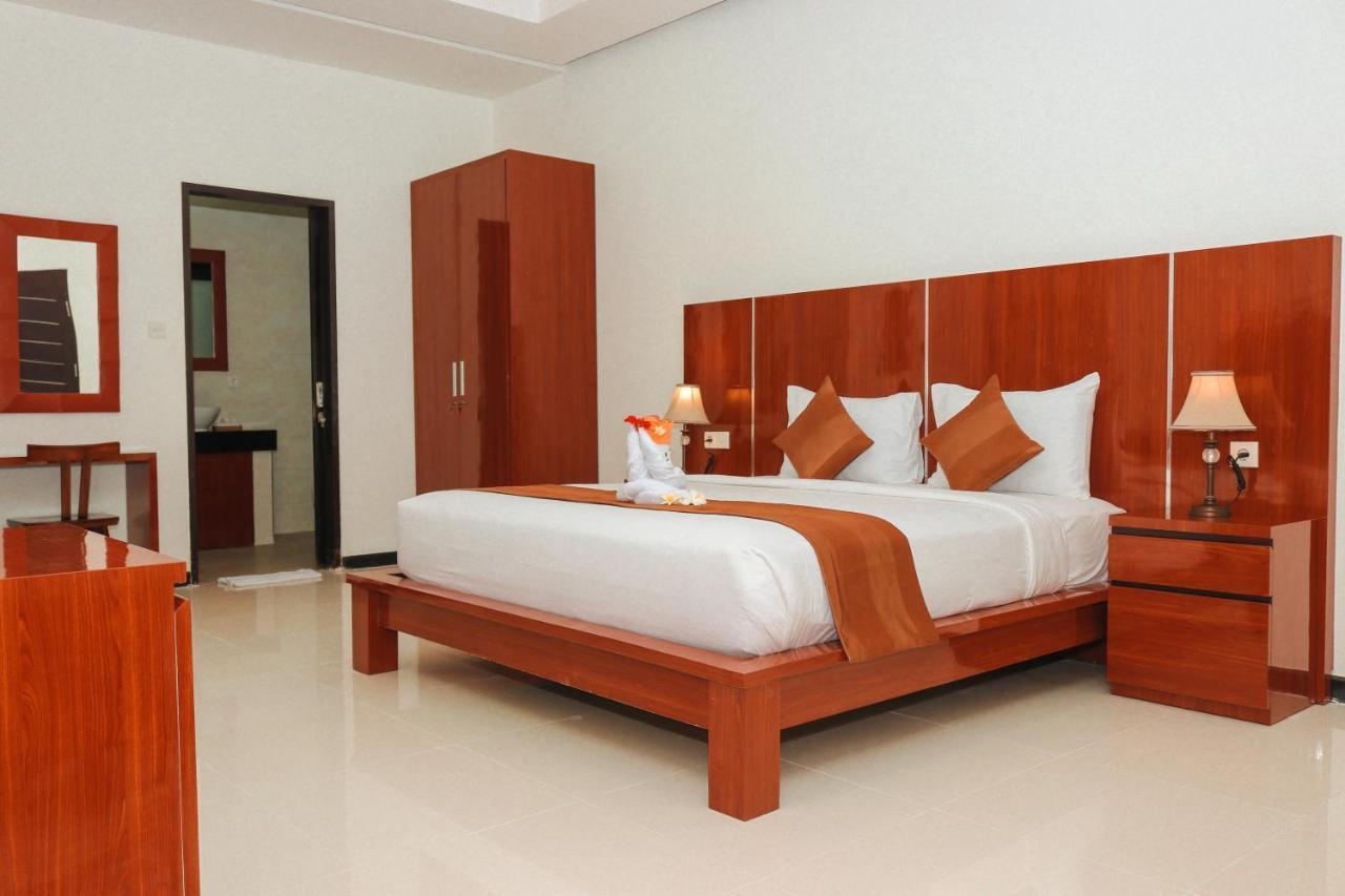 Argya Santi Suite And Villas Seminyak Exterior foto