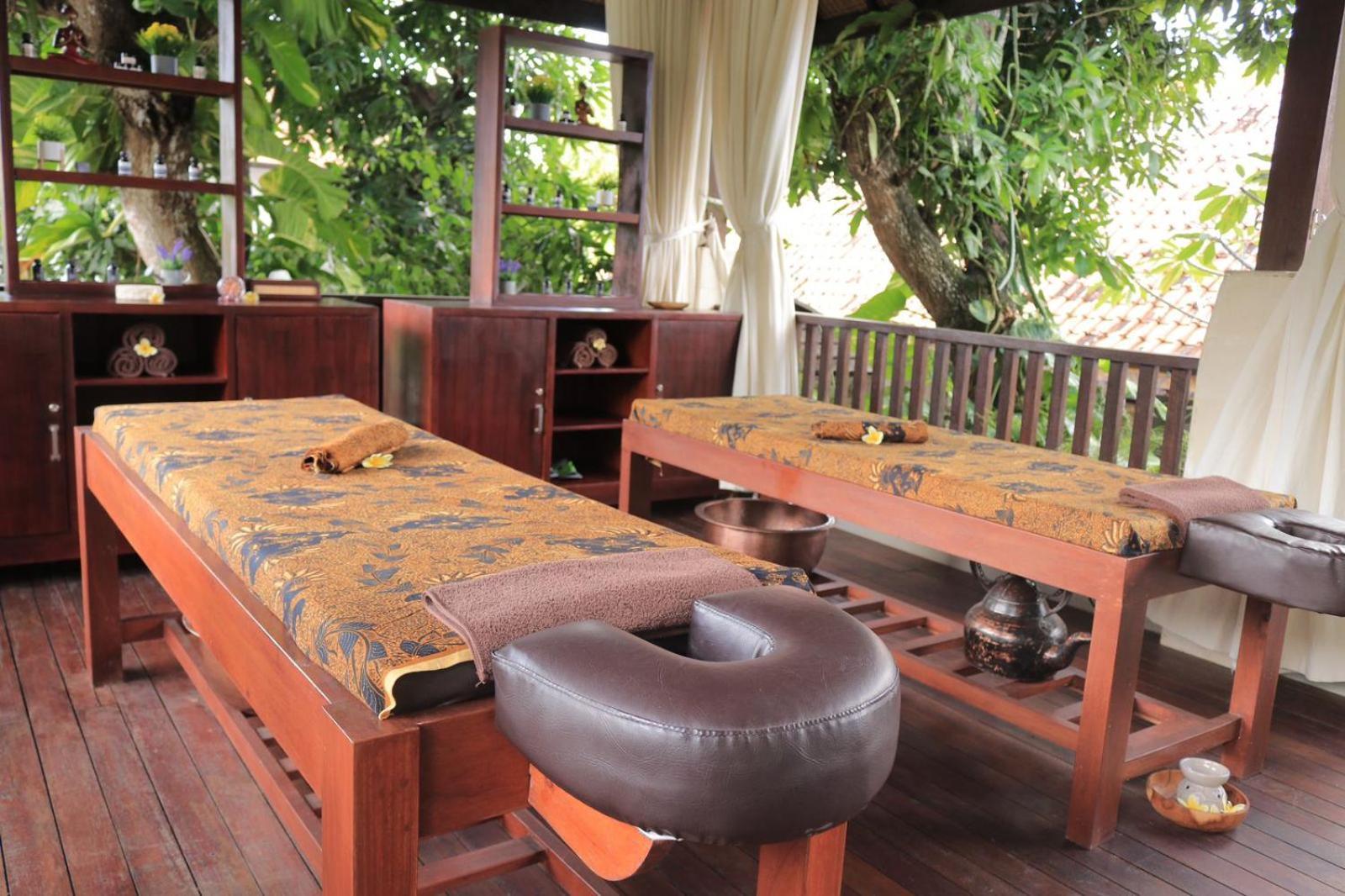 Argya Santi Suite And Villas Seminyak Exterior foto